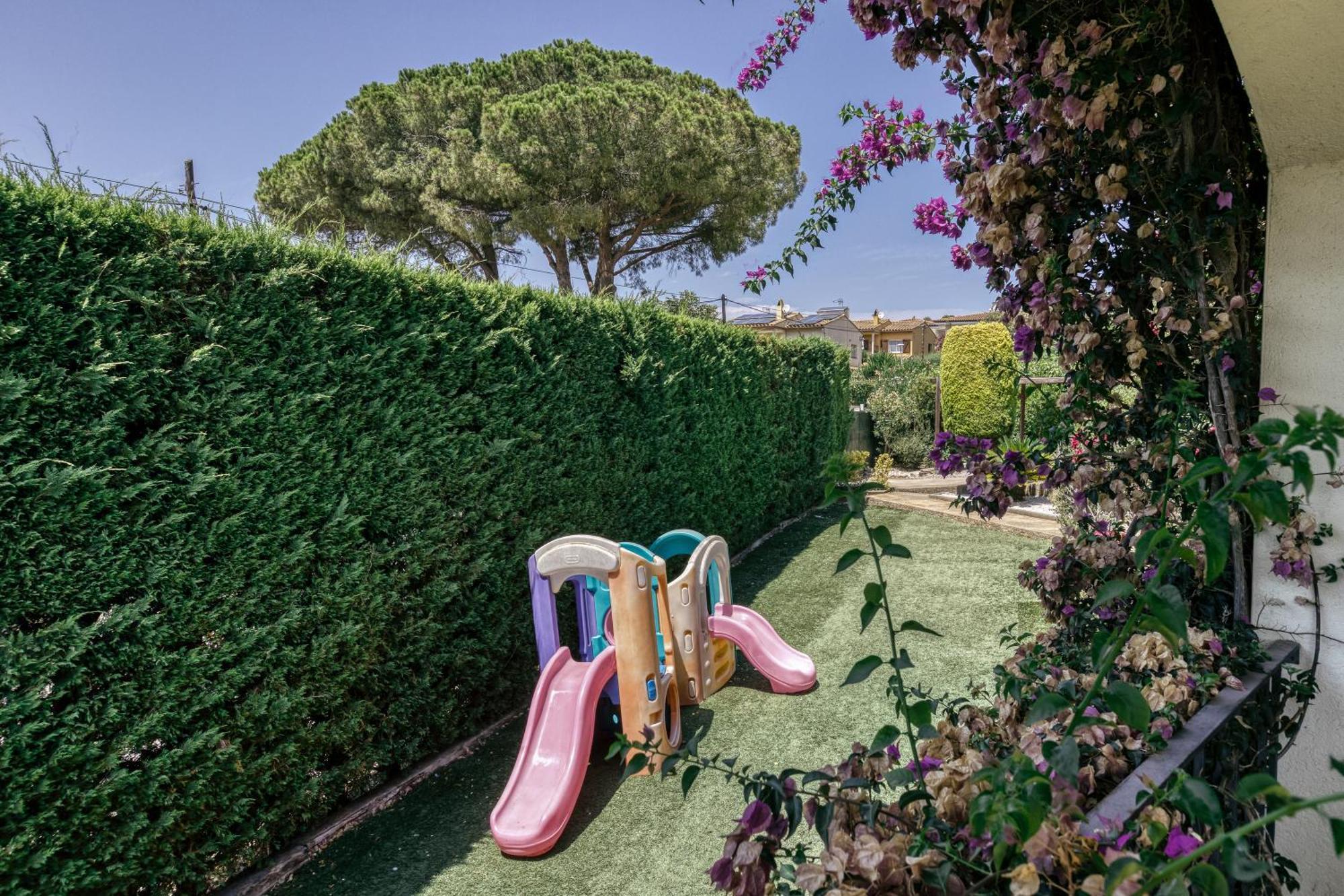 Fantastic Family Villa Л'Эстартит Экстерьер фото
